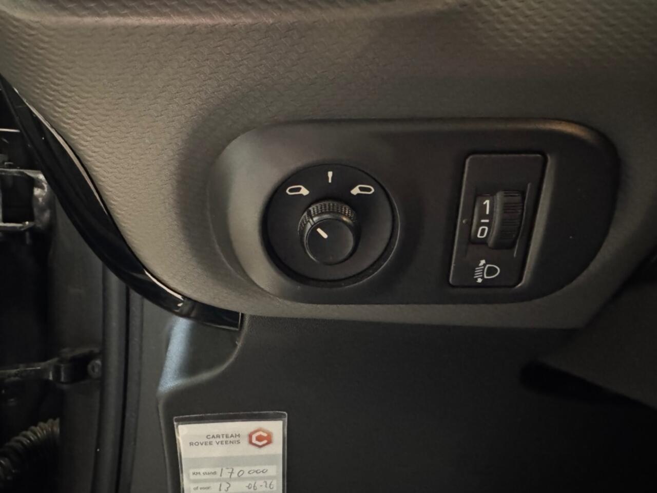 Citroen C4 CACTUS 1.2 PureTech Feel / CLIMA / NAVI / PDC / CRUISE /