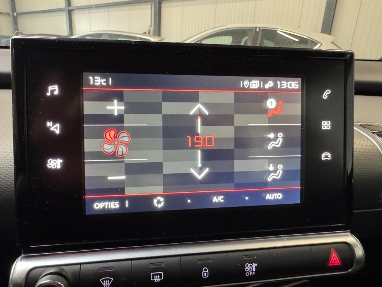 Citroen C4 CACTUS 1.2 PureTech Feel / CLIMA / NAVI / PDC / CRUISE /