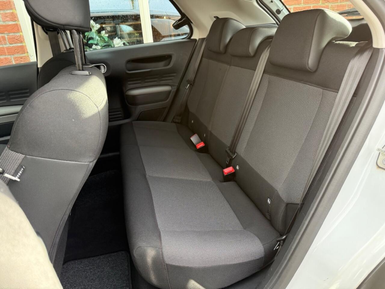 Citroen C4 CACTUS 1.2 PT Business NAVI / CLIMA / CRUISE / PDC / LMV / ELEK.PAKKET