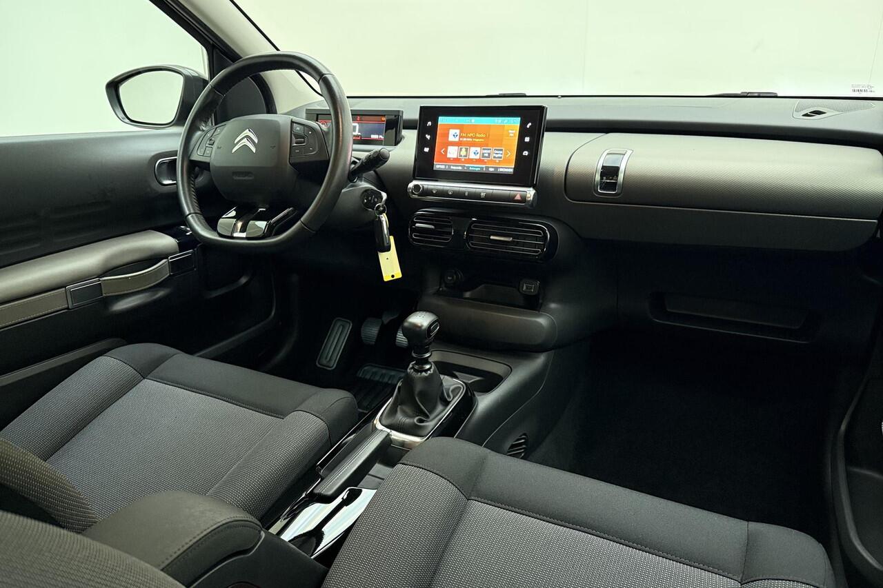 Citroen C4 CACTUS 1.2 PureTech Business 110 Pk | Navigatie | Climate control | Trekhaak | Weinig kilometers | Lichtmetalen velgen | Hoge instap