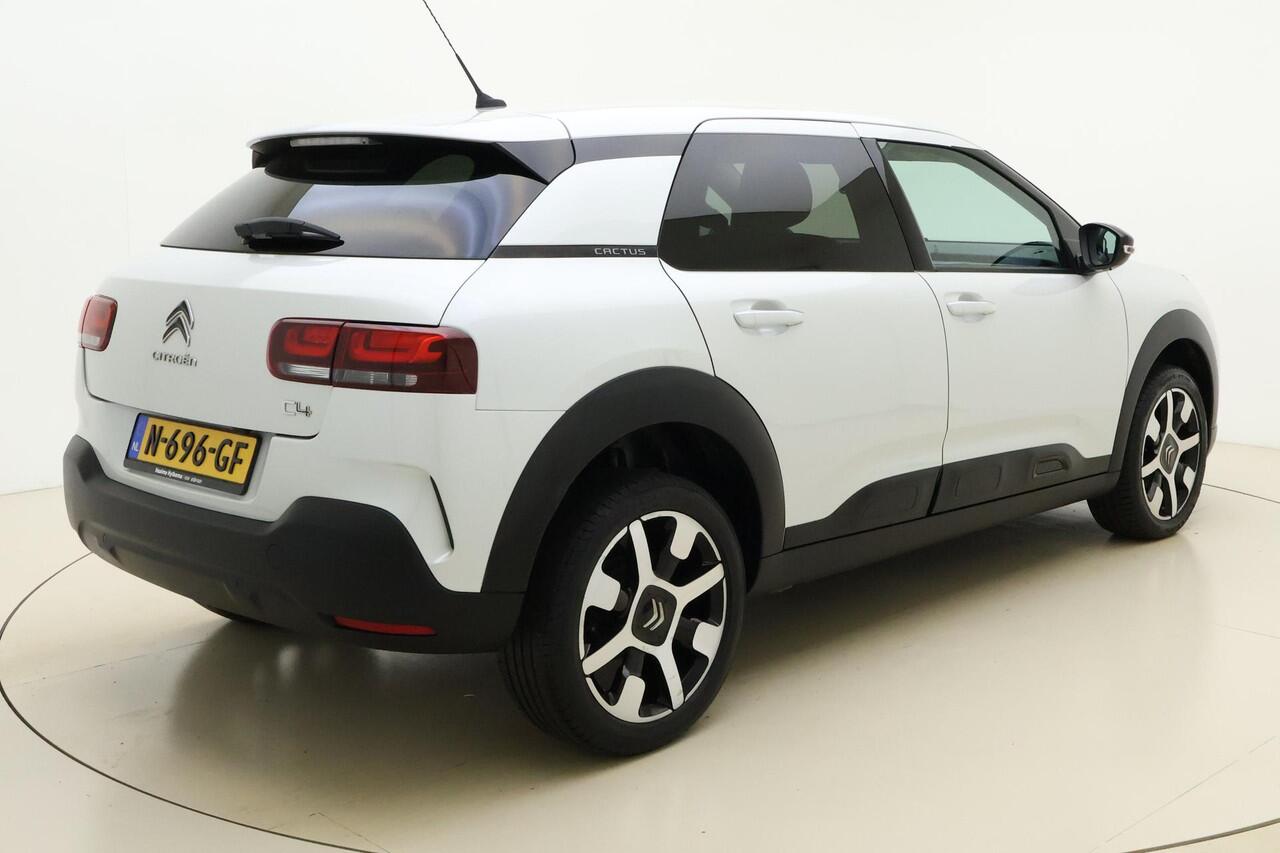 Citroen C4 CACTUS 1.2 PureTech Shine Plus | 110PK | Keyless Entree | Navigatie| Parkeer Camera | Parkeer Sensoren Voor & Achter | Climate Control | Cruise Control | Arm Steun |