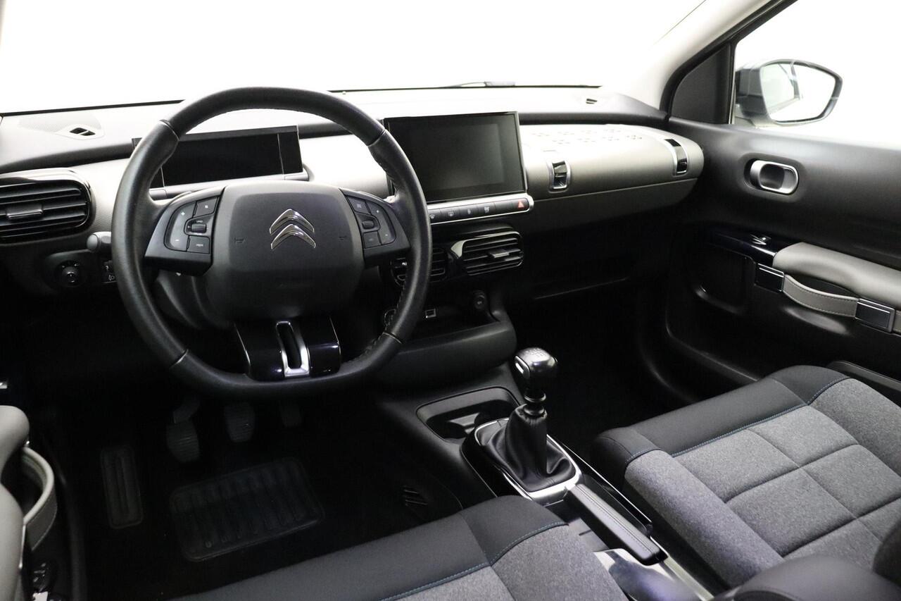 Citroen C4 CACTUS 1.2 PureTech Shine Plus | 110PK | Keyless Entree | Navigatie| Parkeer Camera | Parkeer Sensoren Voor & Achter | Climate Control | Cruise Control | Arm Steun |