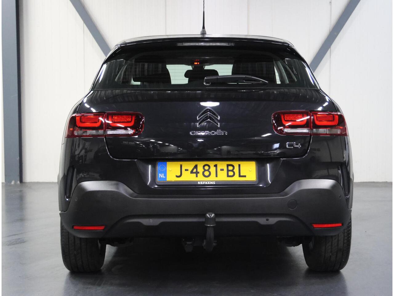 Citroen C4 CACTUS 1.2 110PK Business | AppleCarPlay/AndroidAuto | Cruise Control | Navigatie | Climate Control | Trekhaak | Armsteun | Isofix | Parkeersensoren |