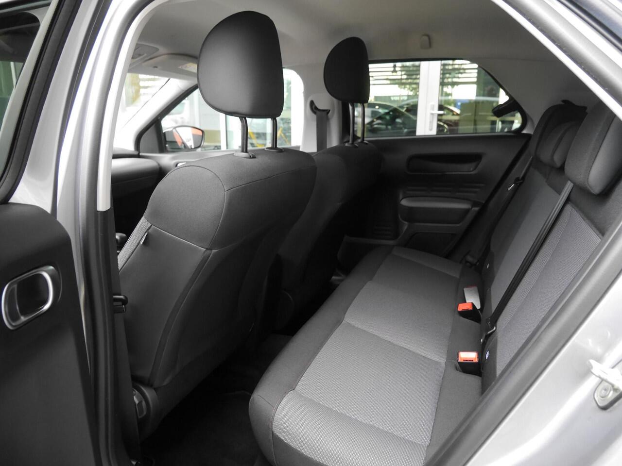 Citroen C4 CACTUS 1.2 PureTech Feel 110pk | Achteruitrijcamera | Keyless entry en start | Navigaitie | Trekhaak | Climate control | Cruise control