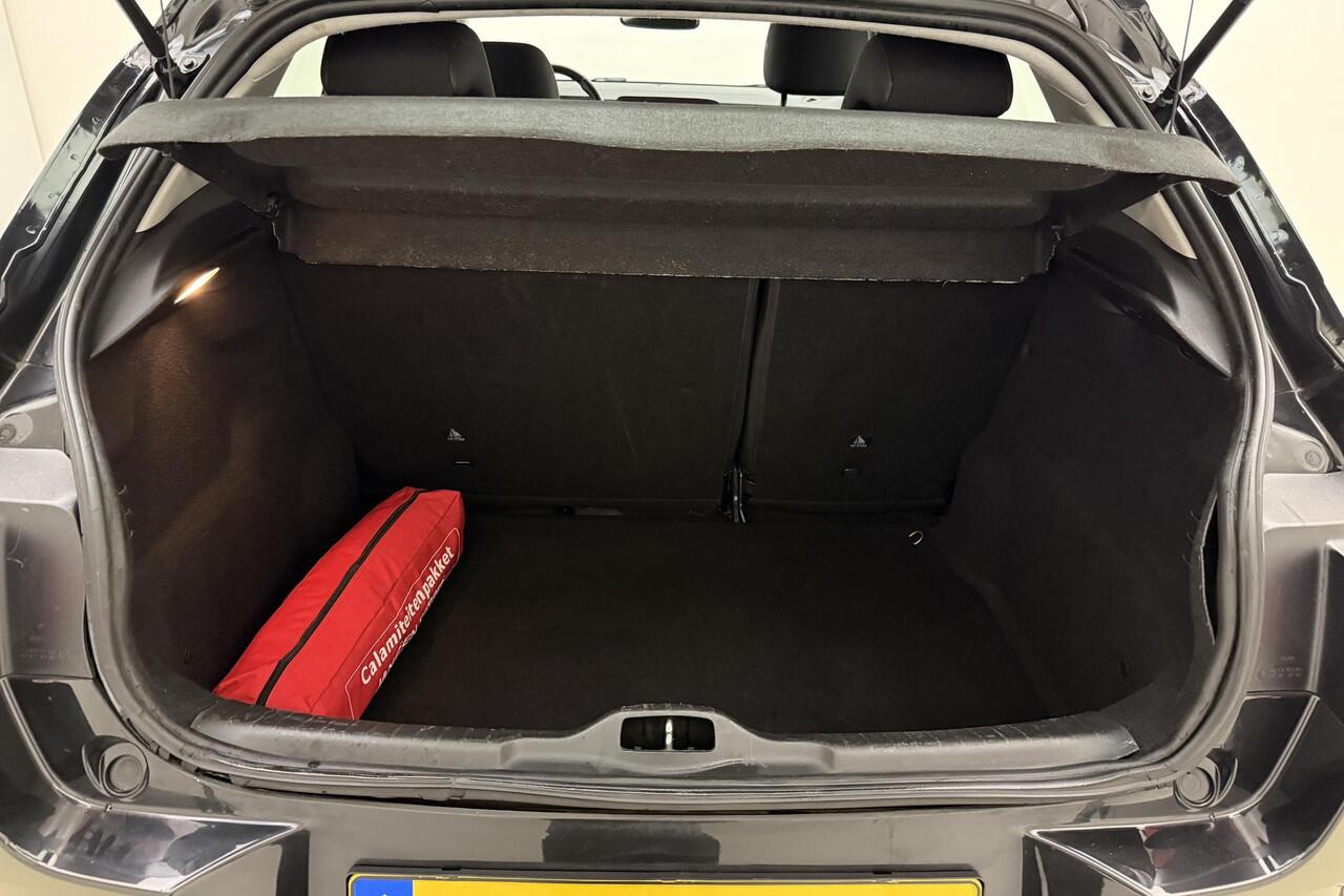 Citroen C4 CACTUS 1.2 PureTech 110pk Feel | Climate control | Parkeersensoren | Navigatie via Carplay | Cruise Control | DAB+ radio