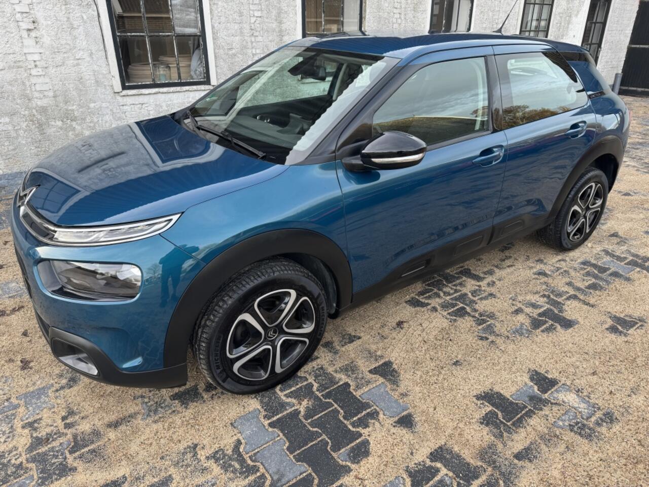 Citroen C4 CACTUS 1.2 PT Business / all in prijs/ apple carplay/android /navi