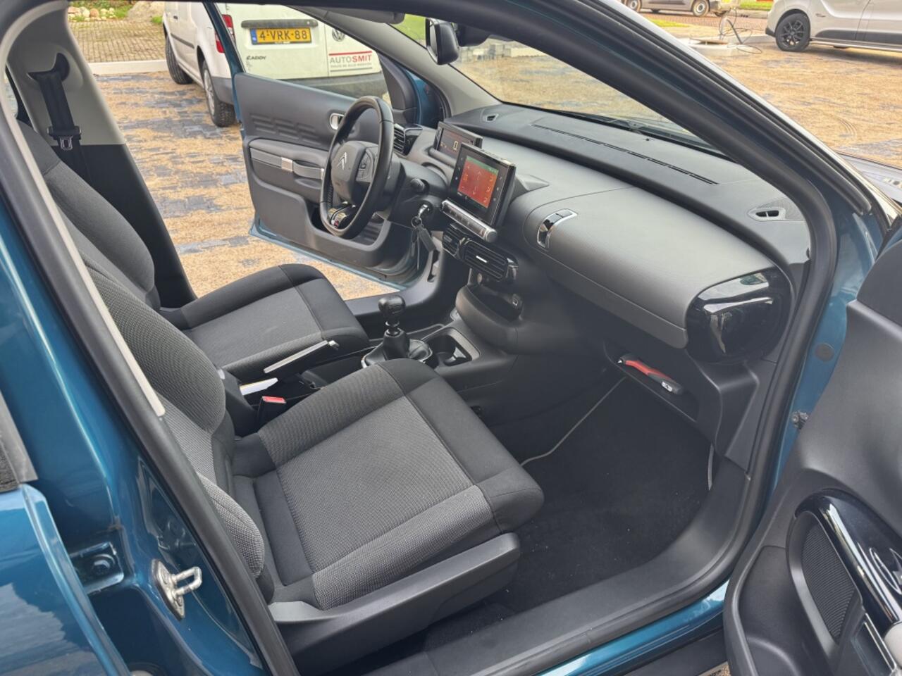 Citroen C4 CACTUS 1.2 PT Business / all in prijs/ apple carplay/android /navi