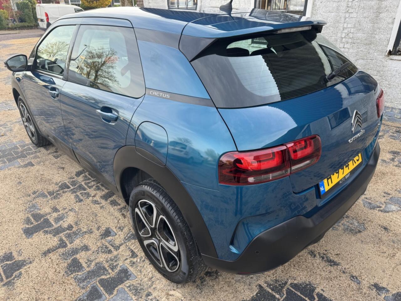 Citroen C4 CACTUS 1.2 PT Business / all in prijs/ apple carplay/android /navi