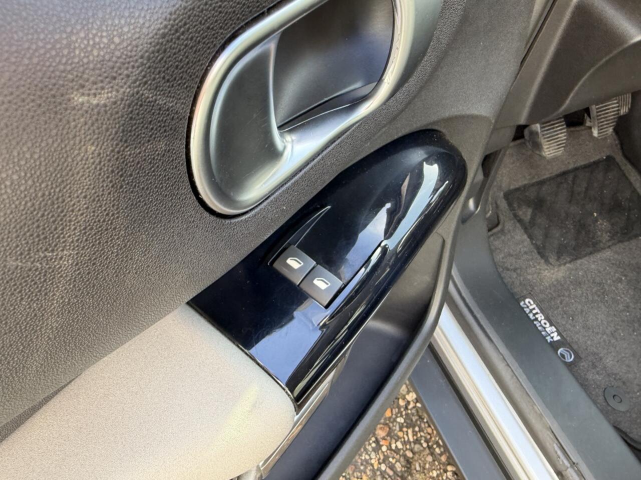 Citroen C4 CACTUS 1.2 PureTech Origins