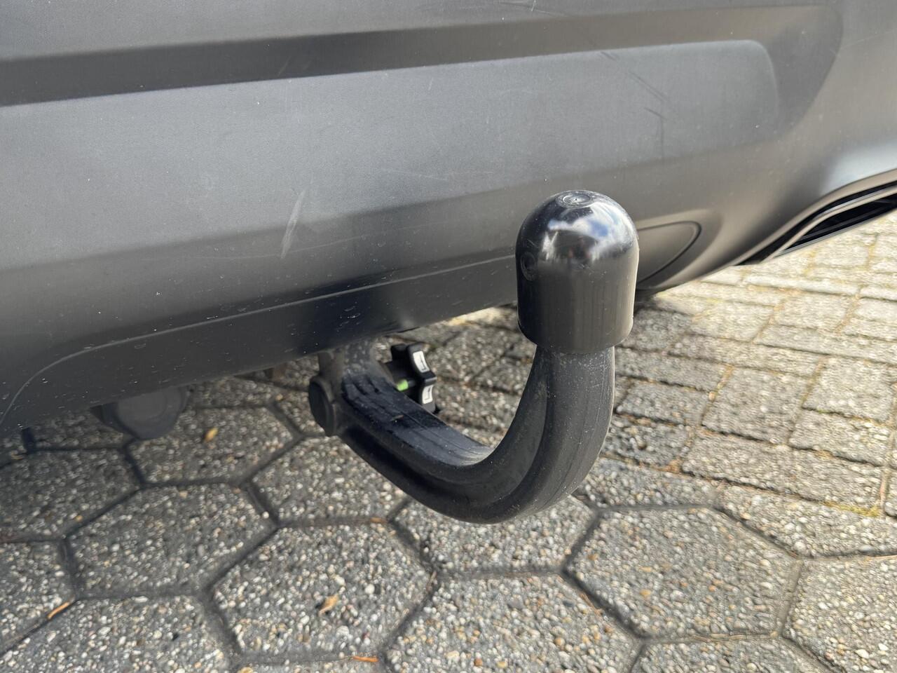 Citroen C5 Aircross 1.2 PureTech Feel NAVI | TREKHAAK | KLIMA | BOVAG!