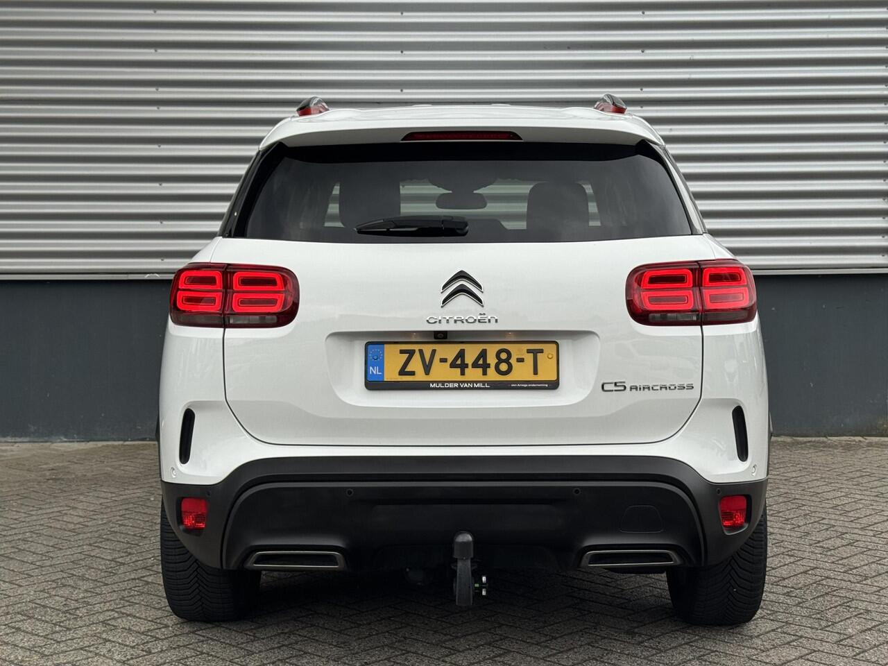 Citroen C5 Aircross Feel Pack 1.6 Turbo 180pk EAT8 | 1.500 KG TREKGEWICHT | CAMERA | ALL SEASON BANDEN | NAVI | DODEHOEK WAARSCHUW. | ISOFIX |