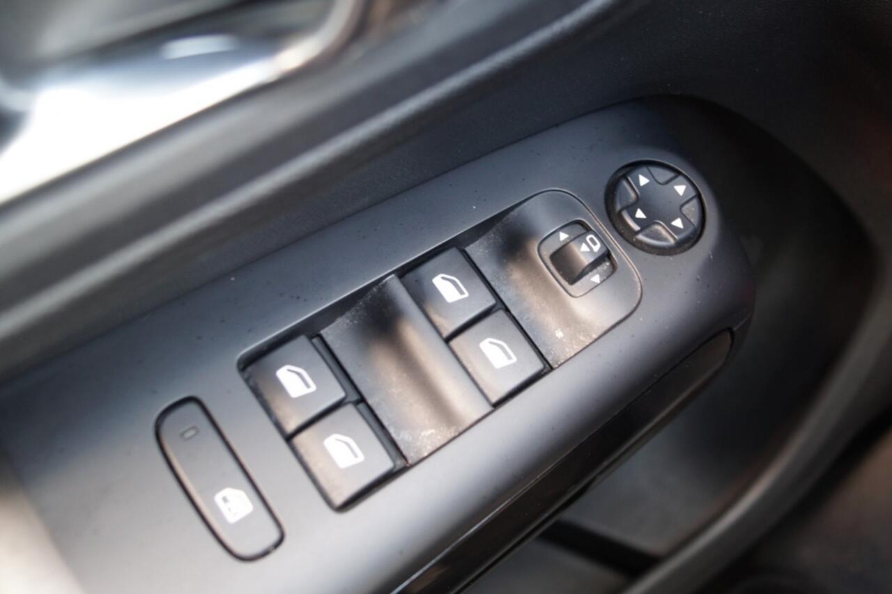 Citroen C5 Aircross 1.2 PureTech 130pk Business -NAVI-ECC-PDC-