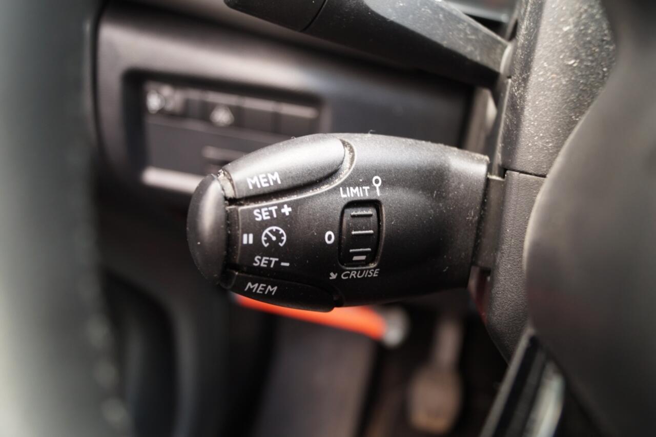 Citroen C5 Aircross 1.2 PureTech 130pk Business -NAVI-ECC-PDC-