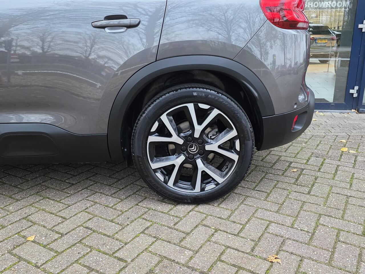 Citroen C5 Aircross 1.2 PureTech 130PK Shine | Stoelverwarming | Navigatie | Trekhaak | Climate Control | Cruise Control | Licht metalen velgen