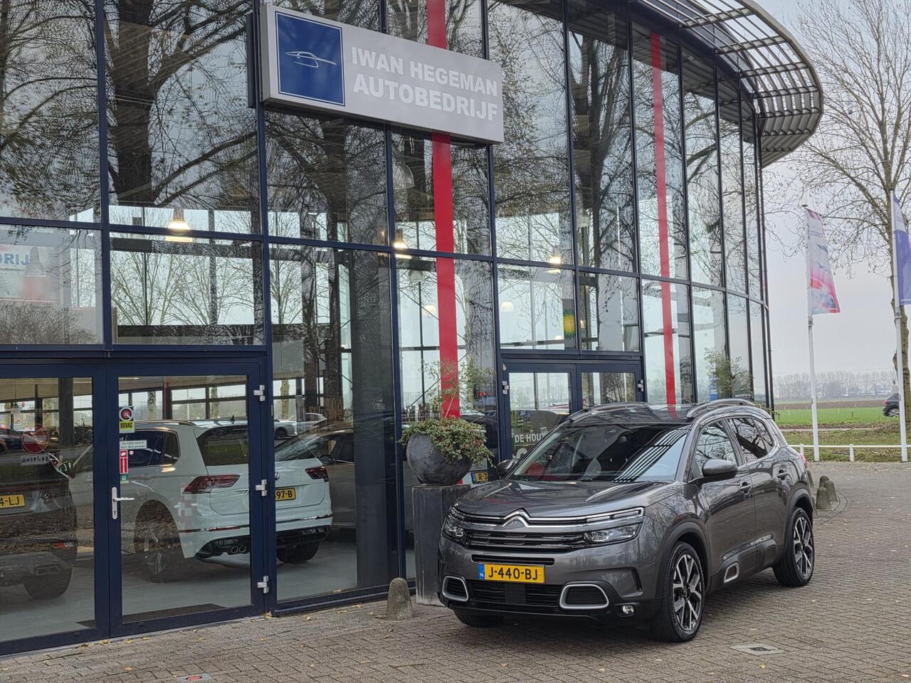 Citroen C5 Aircross 1.2 PureTech 130PK Shine | Stoelverwarming | Navigatie | Trekhaak | Climate Control | Cruise Control | Licht metalen velgen
