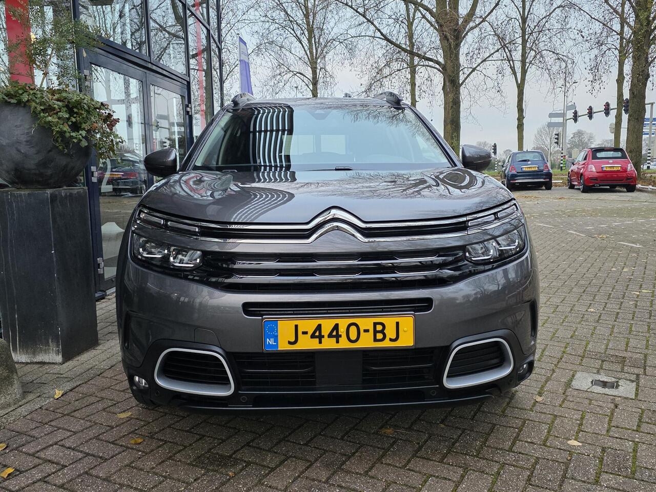 Citroen C5 Aircross 1.2 PureTech 130PK Shine | Stoelverwarming | Navigatie | Trekhaak | Climate Control | Cruise Control | Licht metalen velgen