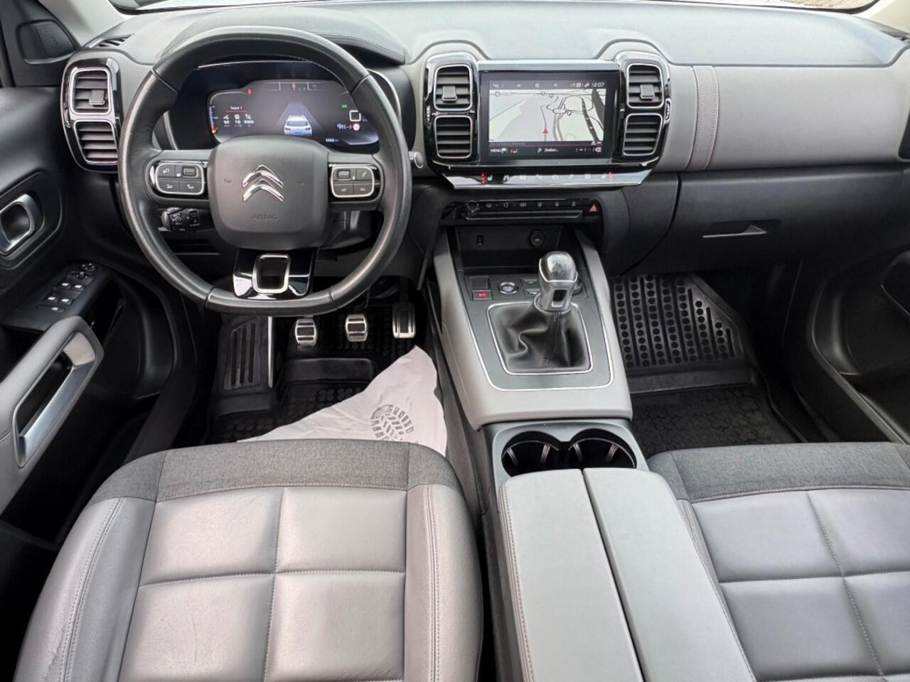 Citroen C5 1.2 PURETECH 130PK SHINE PANO-DAK NAVI CAMERA CARPLAY AIRCO LMV PDC