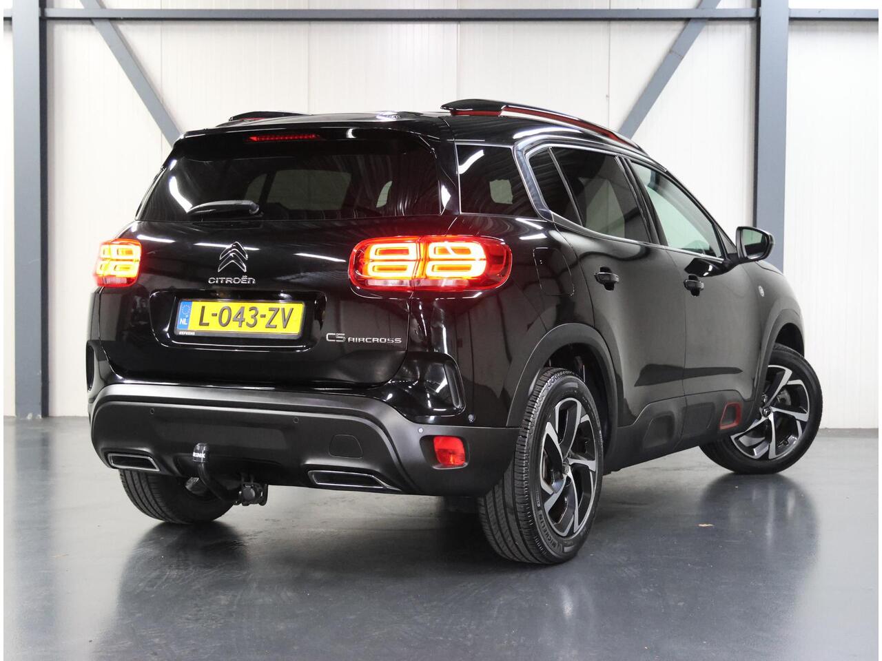 Citroen C5 Aircross 1.2 130PK C-Series | 1ste eigenaar | AppleCarPlay/AndroidAuto | Camera | Cruise Control | Climate Control | 18''LMV | Trekhaak | Navigatie | Isofix | Privacy Glass | Parkeersensoren |