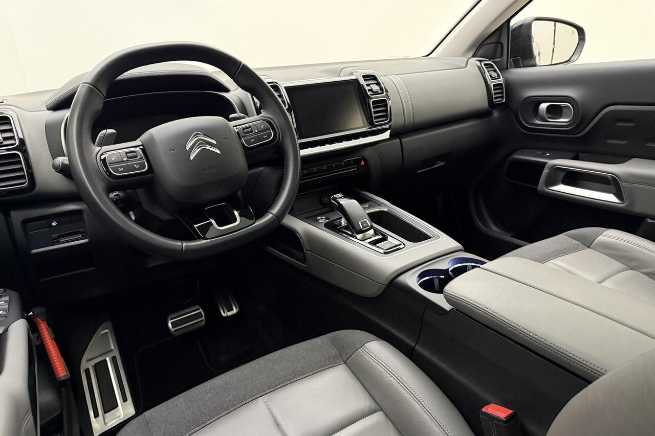 Citroen C5 Aircross 1.2 PureTech 130pk Business Plus |Automaat | Panoramisch schuifdak | Navigatie | Camera | Stoelverwarming | Lichtmetalen velgen | Dakrails | Extra getint glas