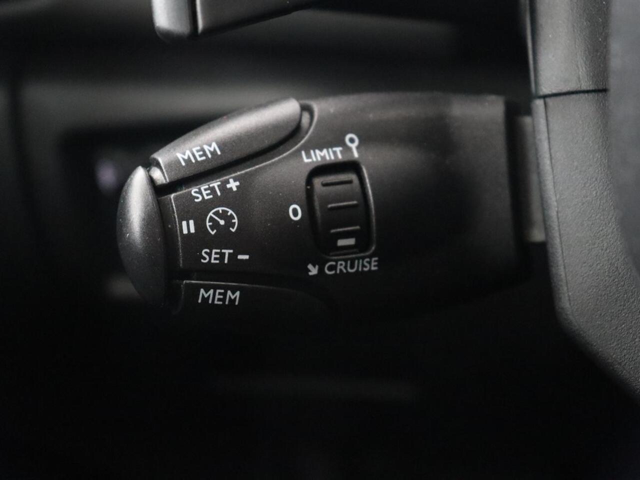 Citroen C5 Aircross 1.6 Plug-in Hybrid 225 Business | Camera | Carplay | Navigatie | Climate control | Bluetooth | Cruise control | 18'' | Parkeerhulp | PHEV