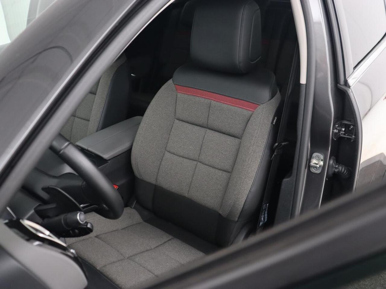 Citroen C5 Aircross 1.6 Plug-in Hybrid 225 Business | Camera | Carplay | Navigatie | Climate control | Bluetooth | Cruise control | 18'' | Parkeerhulp | PHEV