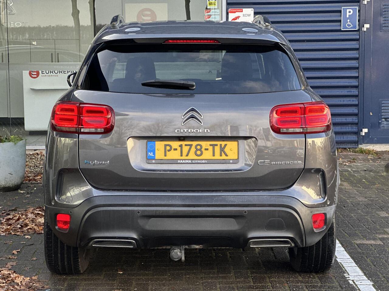 Citroen C5 Aircross 1.6 Plug-in Hybrid 225 Shine | Stoelverwarming/-massage/-geheugen | Comfort seats | Draadloze telefoonlader | Trekhaak | Navigatie | Adaptive Cruise Control | Apple Carplay/Android Auto | Climate Control | Dodehoekdetectie | Keyless Entry/Start |
