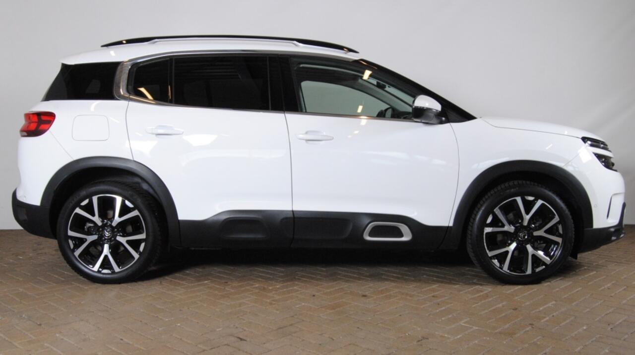 Citroen C5 Aircross 1.2 PureTech Shine \\ Apple carplay