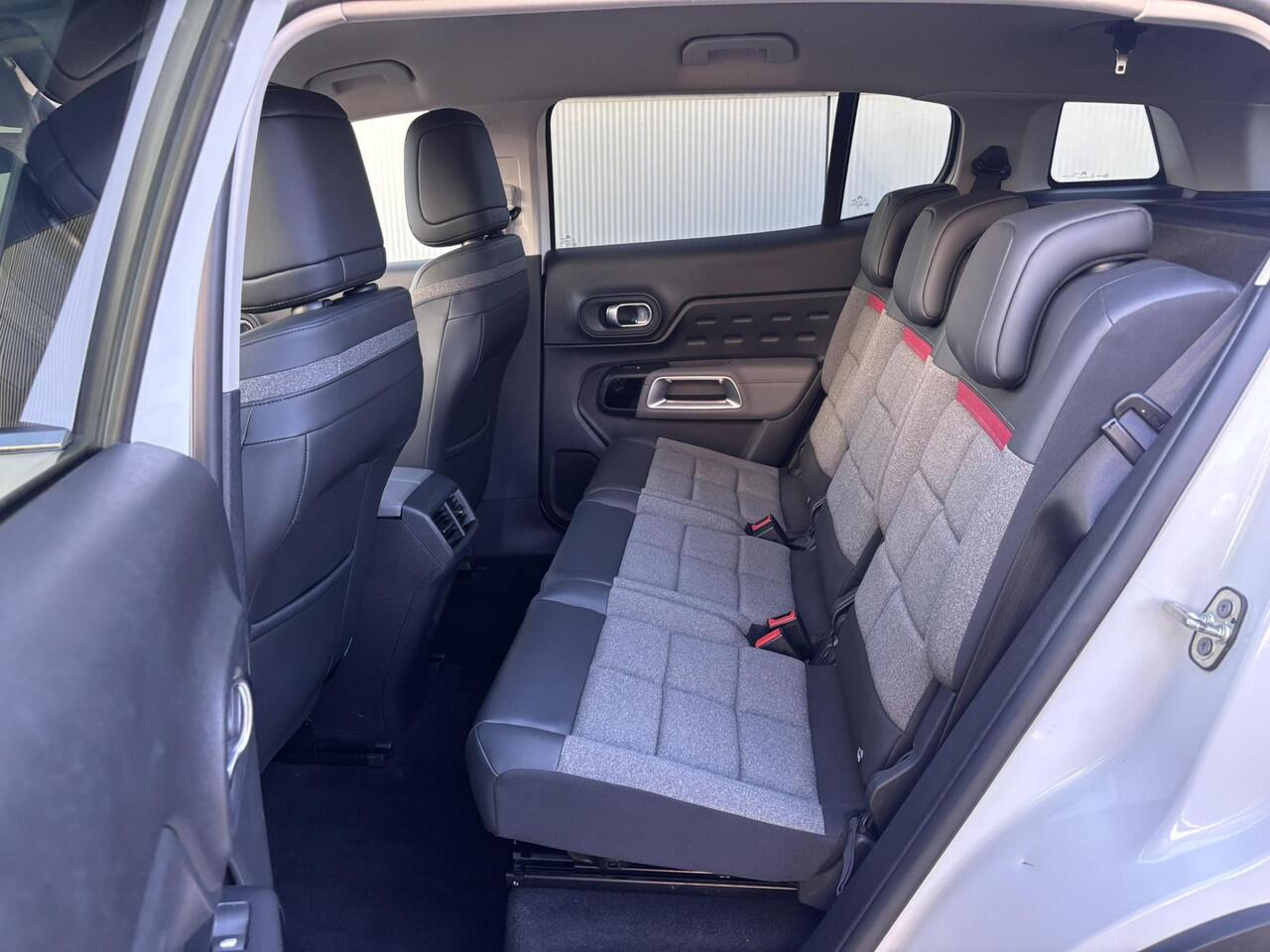 Citroen C5 Aircross C-Series Feel Pack 1.6 HYbrid PHEV 225pk e-EAT8 | TREKHAAK | STOELVERW. | ADAPTIVE CRUISE | TWO-TONE PARELMOER! | NAVI | CAMERA | KEYLESS ENTRY | DODEHOEKBEW.