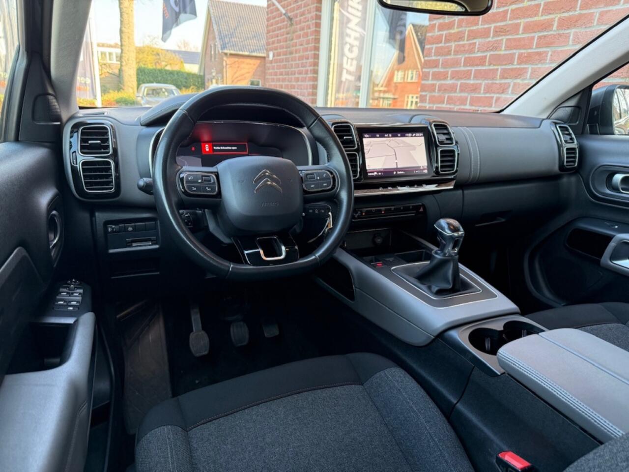 Citroen C5 Aircross 1.2 PureTech Bns 131 PK TREKHAAK / CAMERA / GROOT.NAVI / LMV