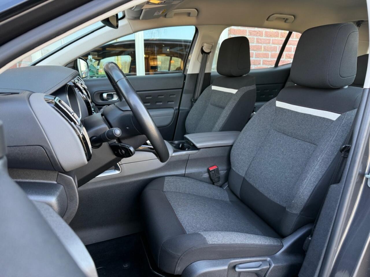 Citroen C5 Aircross 1.2 PureTech Bns 131 PK TREKHAAK / CAMERA / GROOT.NAVI / LMV