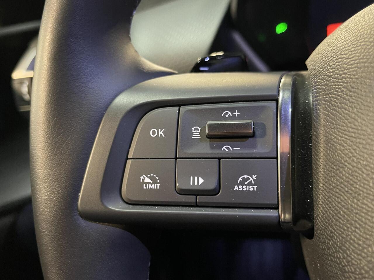 Citroen C5 X 1.6 Plug-in Hybrid 225 Shine 19''/Leder/Dodehoek/Head-up display/Keyless/Stuur+stoelverwarming/DAB+/Camera