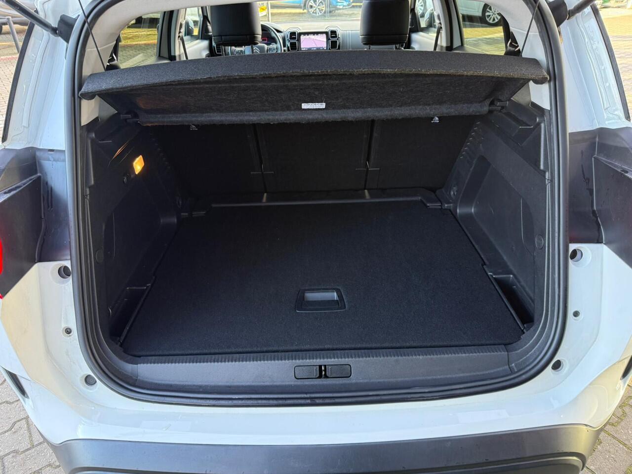 Citroen C5 Aircross 1.2 PureTech Shine *Schuif-/Kanteldak & ACC*