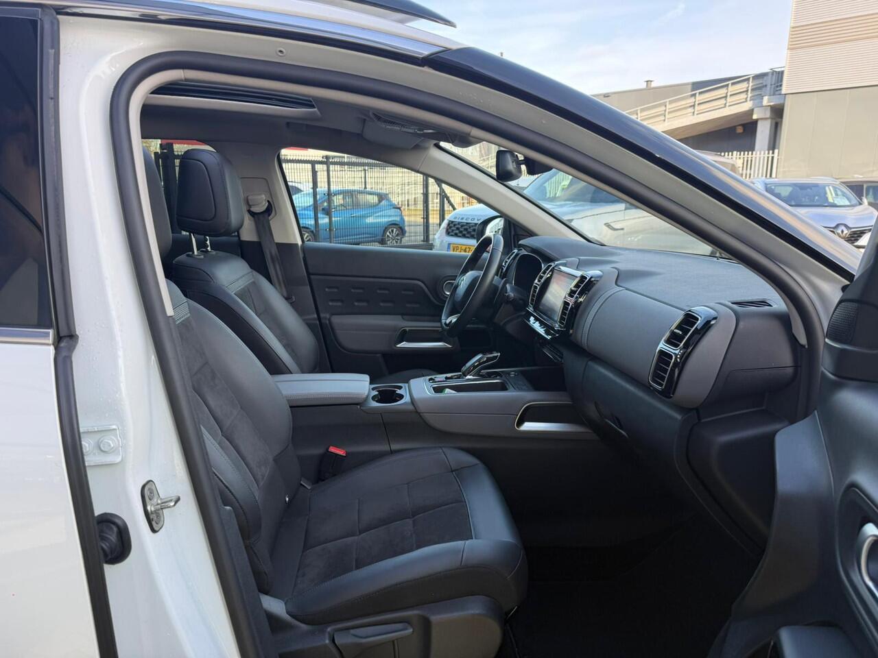 Citroen C5 Aircross 1.2 PureTech Shine *Schuif-/Kanteldak & ACC*