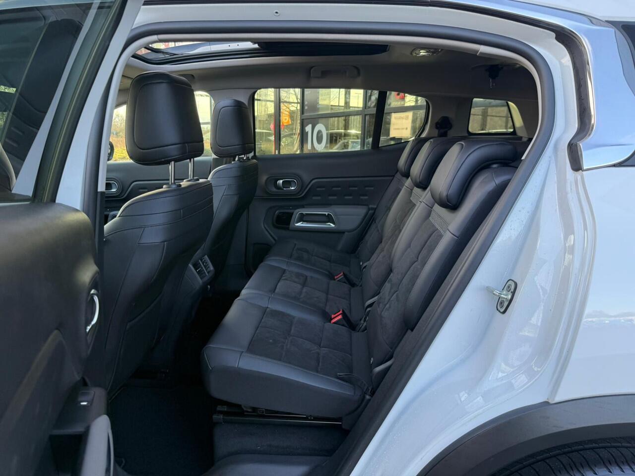 Citroen C5 Aircross 1.2 PureTech Shine *Schuif-/Kanteldak & ACC*