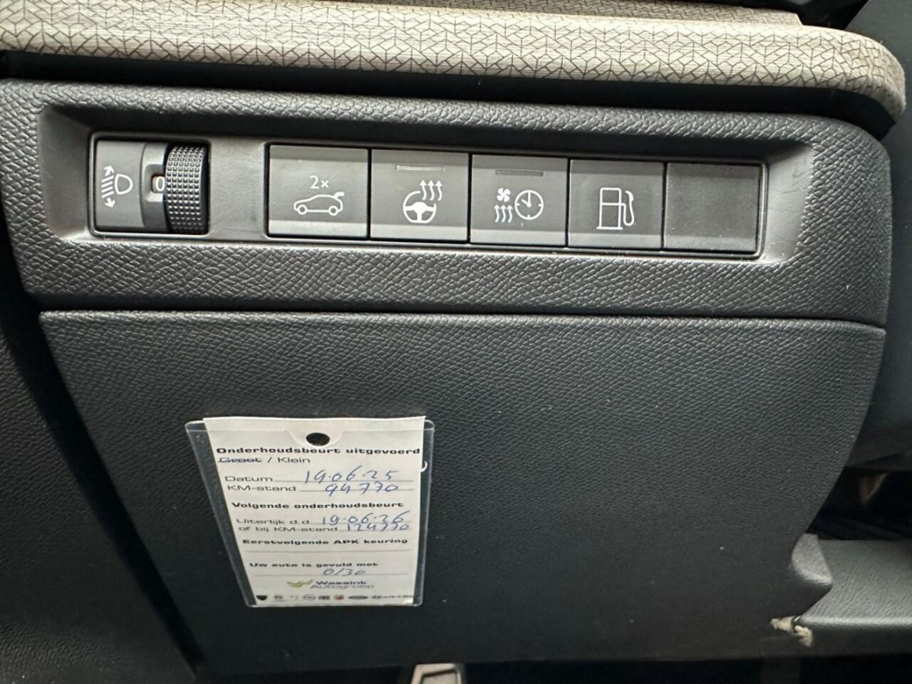 Citroen C5 1.6 Plug-in Hybrid 225 Shine / Pano / Carplay