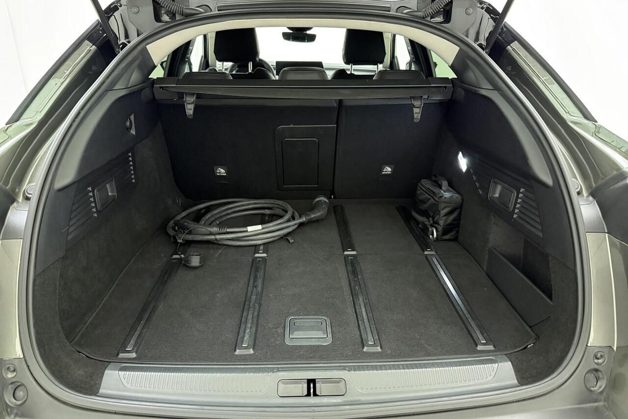 Citroen C5 X 1.6 Plug-in Hybrid 225 Shine Automaat | Navigatie | Stoel & Stuurverwarming | Keyless | Lederen bekleding | Dakrails | Extra getint glas | Camera