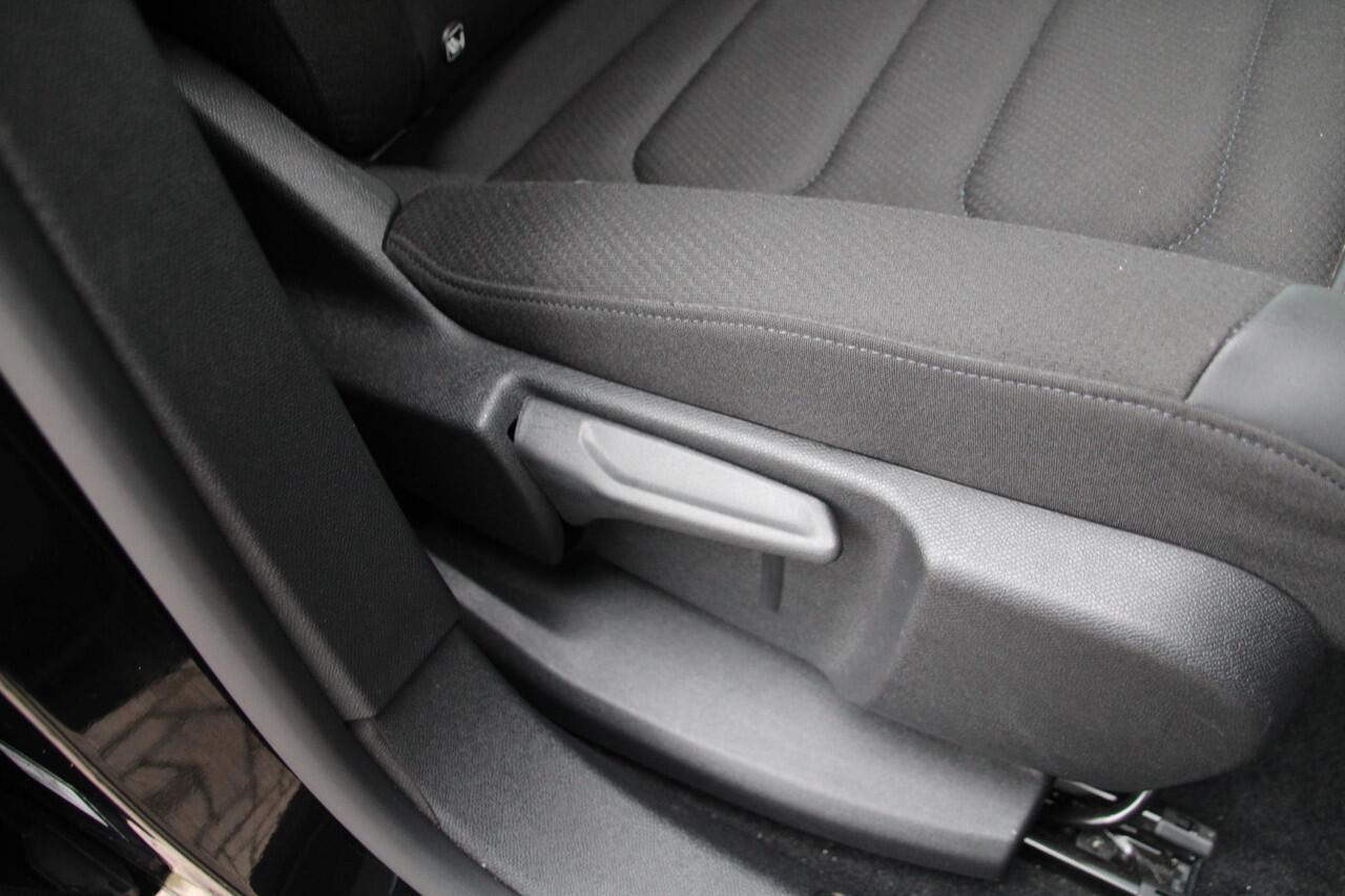 Citroen C5 Aircross 1.6 Plug-in Hybrid 225 Feel EAT8 Automaat Airco Navi Camera Carplay Trekhaak Nieuwstaat