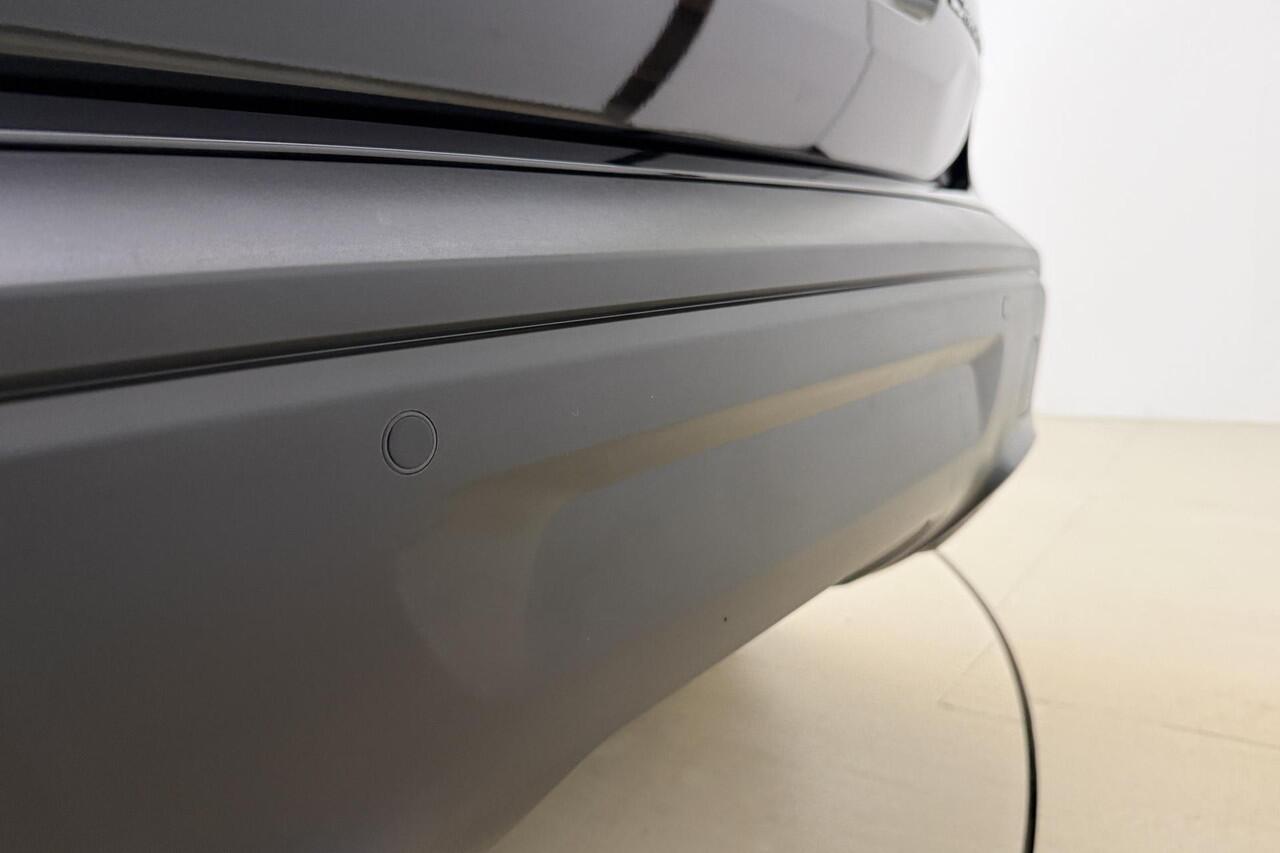 Citroen C5 Aircross 1.2 Hybrid 136pk Plus | Adaptive Cruise Control | Climate Control | Apple Carplay/Android Auto | Parkeercamera/-sensoren | Dodehoekdetectie | Comfort Seats | Alcantara | PHC onderstel | Full LED |