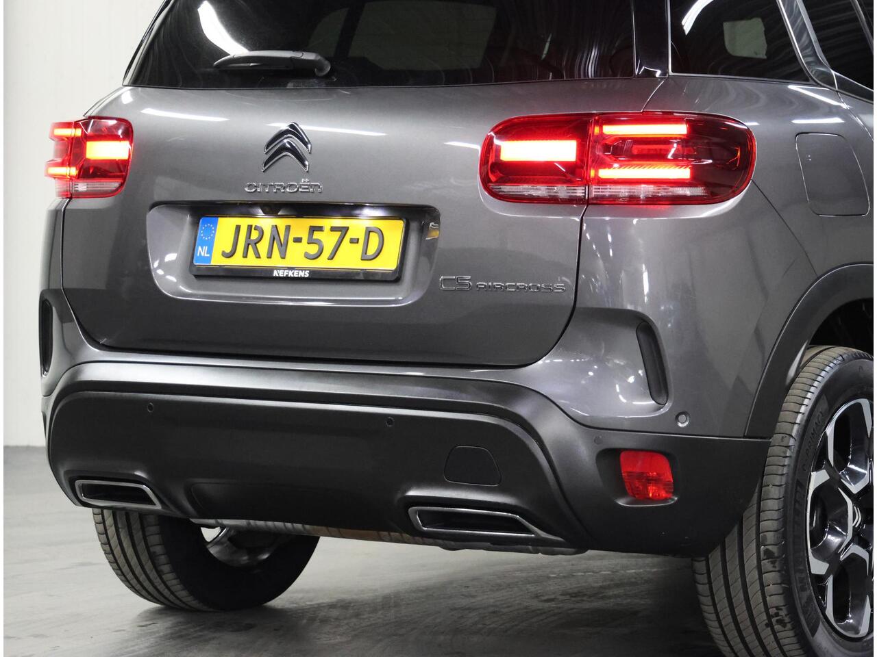 Citroen C5 Aircross 1.6 Plug-in Hybrid 225PK Business Plus | 1ste eigenaar | AppleCarPlay/AndroidAuto | Navigatie | Stof/Lederen Bekleding | Cruise Control | Camera | Keyless | LED | Isofix | Privacy Glass |