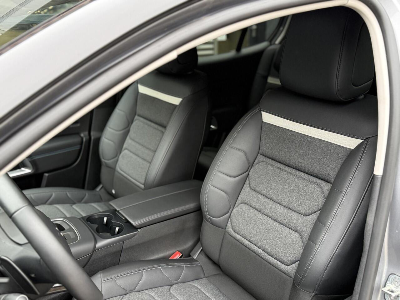 Citroen C5 Aircross 1.6 Plug-in Hybrid 225pk Max l Navigatie l Camera l DAB l Carplay