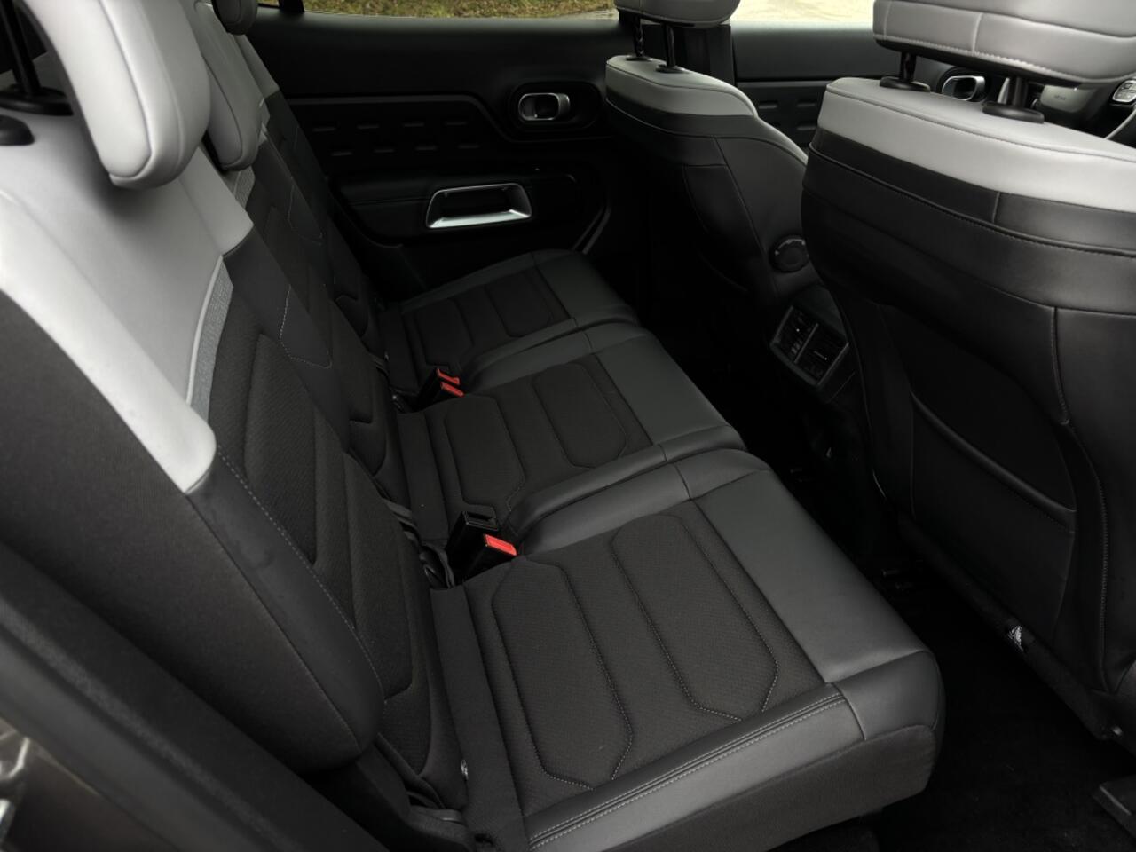 Citroen C5 Aircross 1.6 Plug-in Hybrid Plus | Panoramadak | Blackpack 19"