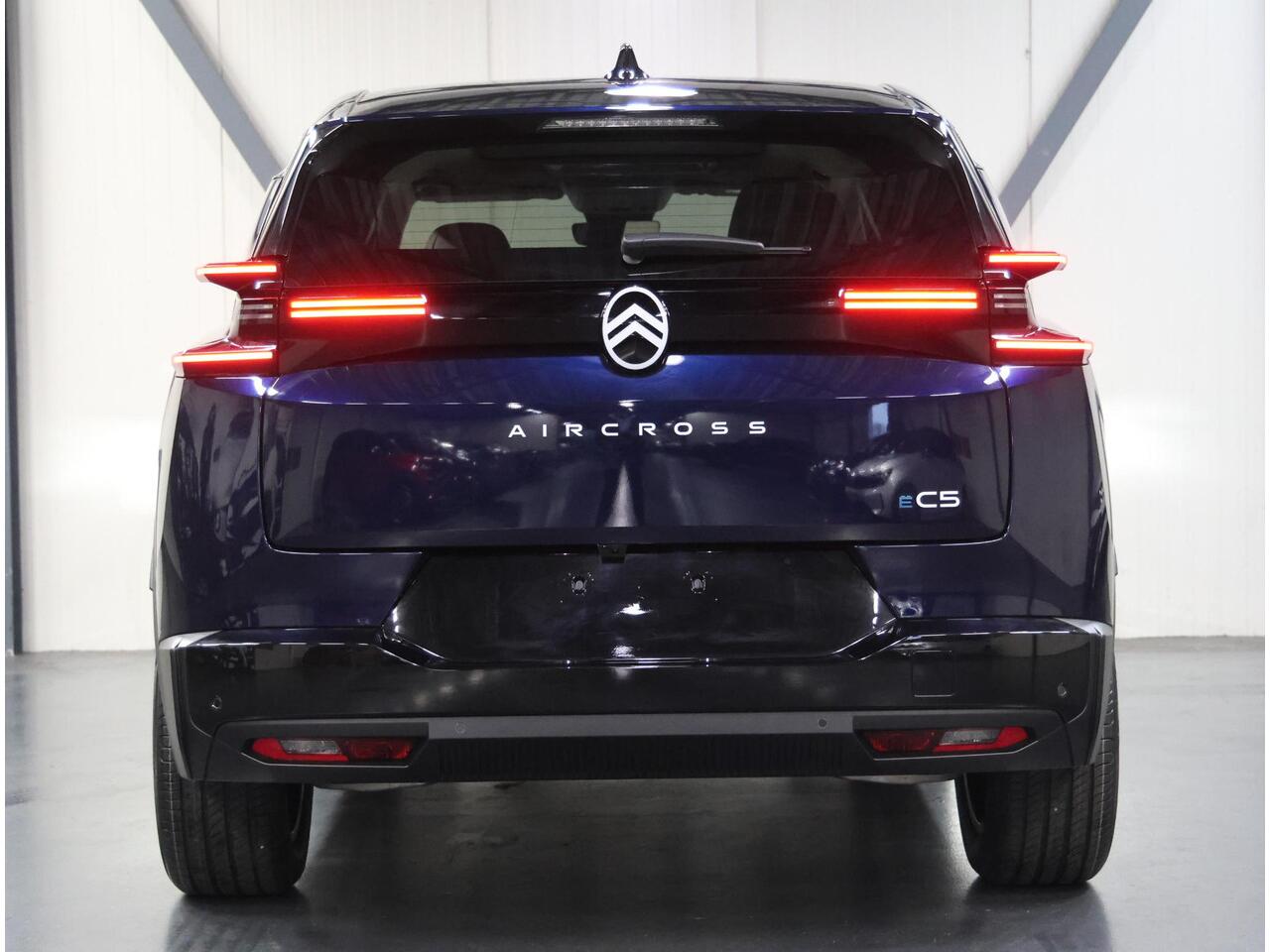 Citroen C5 Aircross Business Comfort Range 73 kWh | Panoramadak | Warmtepomp | Verwarmde/Geventileerde Elektrische Stoelen | Adaptive CruiseControl met Stop&Go | AppleCarPlay/AndroidAuto | Navigatie | ClimateControl |