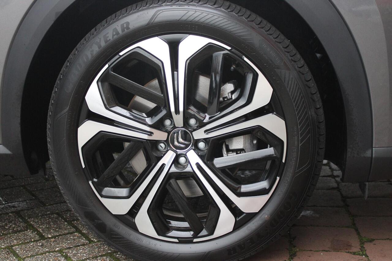 Citroen C5 X 1.6 Plug-in Hybrid 225PK MAX | PANORAMISCH SCHUIF / KANTELDAK | ELEKTRISCHE VOORSTOELEN MET GEHEUGEN | VOORSTOEL VENTILATIE | VOORSTOEL VERWARMING | VOORSTOELEN MET MASSAGE FUNCTIE | LEDEREN BEKLEDING | STUUR VERWARMING | DRAADLOOS APPLE CARPLAY / ANDRO