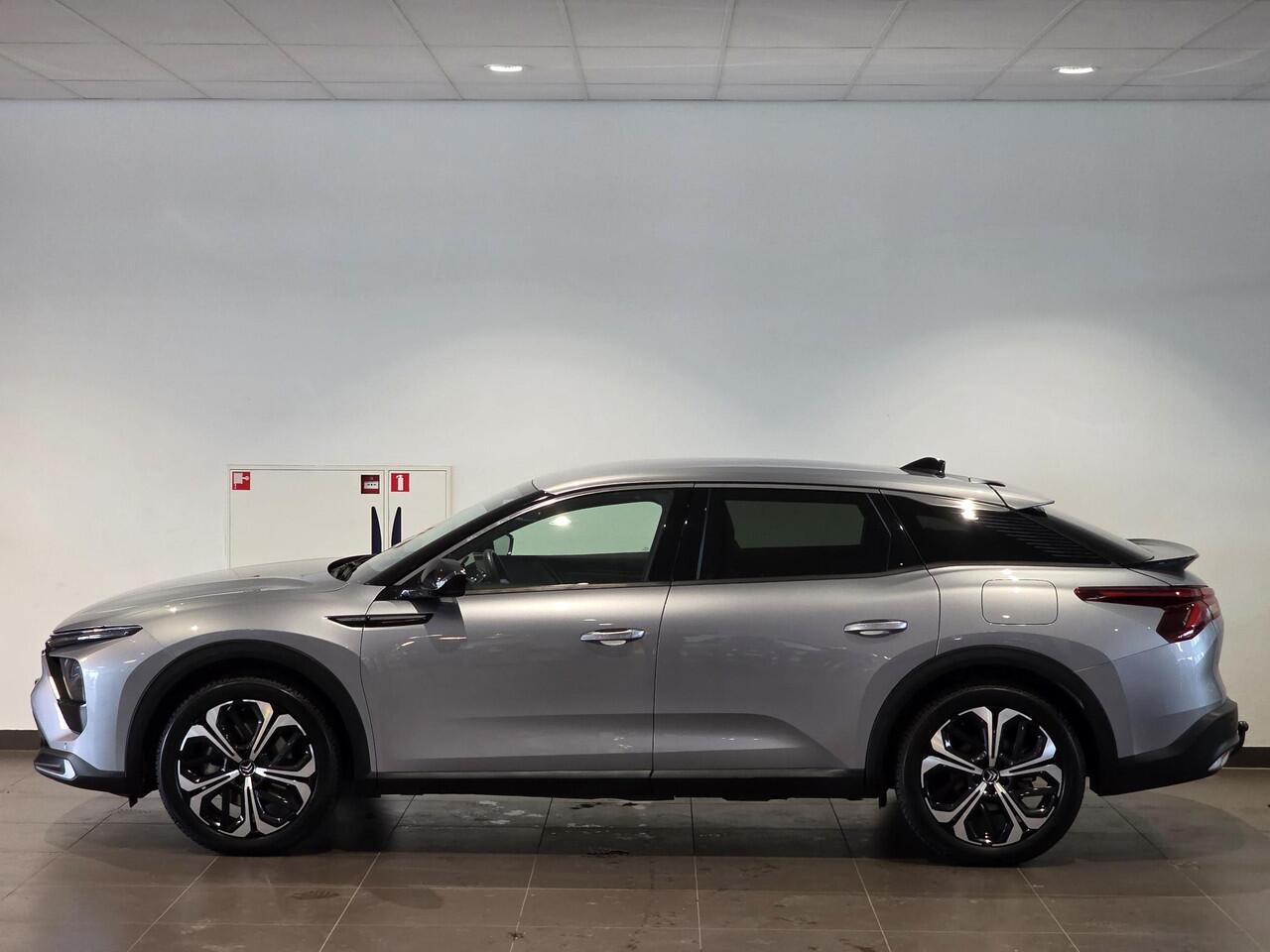 Citroen C5 X Max 1.6 PHEV HYbrid 225pk e-EAT8 | 8 JAAR GARANTIE! | TREKHAAK | LEDER | HEAD-UP DISPLAY | 360° CAMERA | NAVI | STOELMEMORY | KEYLESS | ISOFIX |