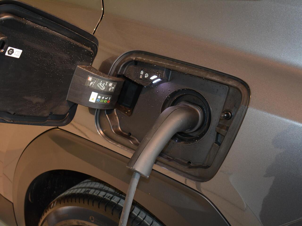 Citroen C5 Aircross 1.6 Plug-in-Hybrid 195pk Max | Actieradius elektrisch tot 96km |