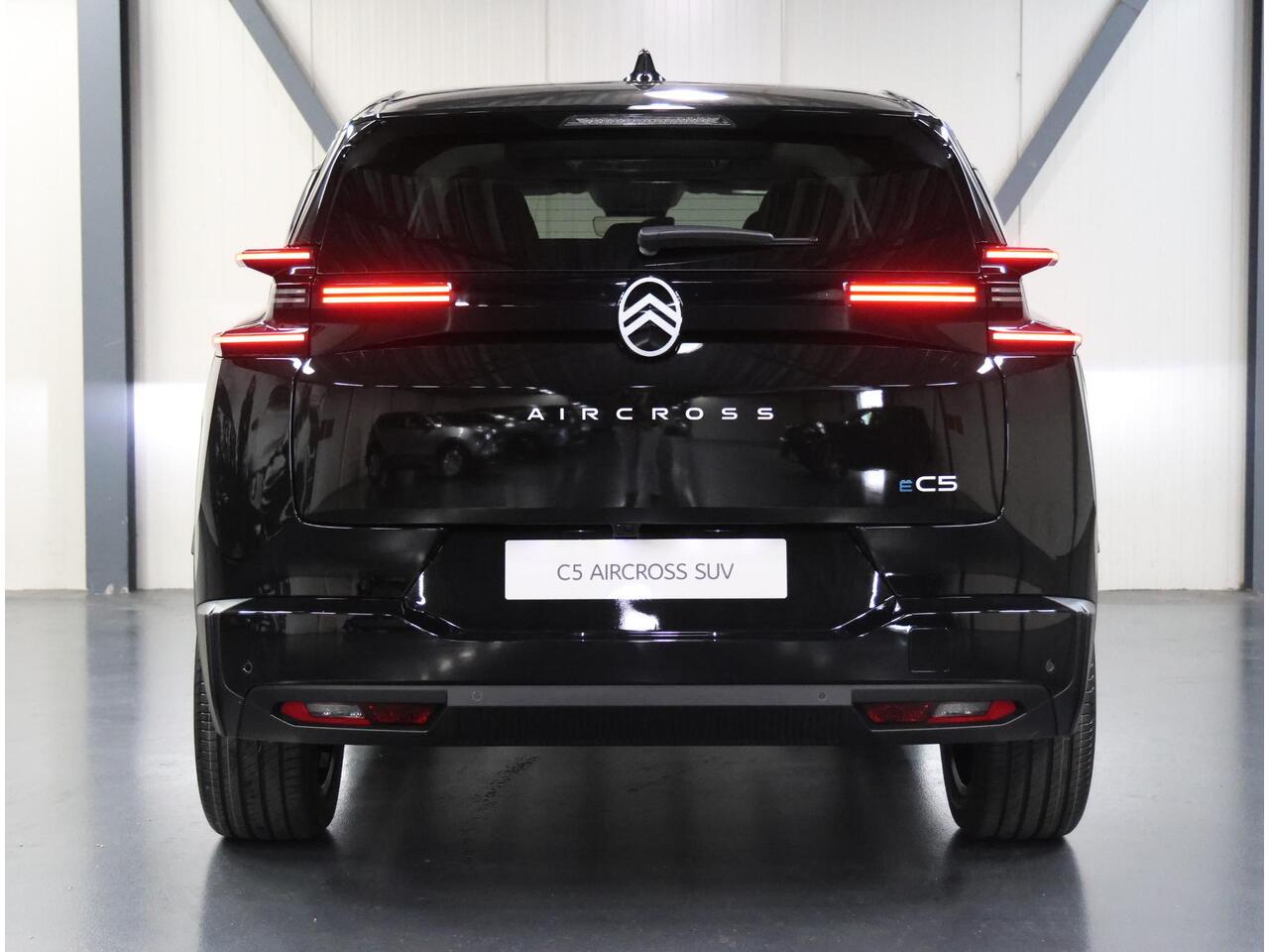 Citroen C5 Aircross Max Comfort Range 73 kWh 210PK | 1ste eigenaar | AppleCarPlay/AndroidAuto | Schuifkanteldak | Head-Up Display | Navigatie | Adaptive Cruise Control | Keyless | Stoel/Stuur/Voorruitverwarming | FULL LED | 360'Camera | Isofix | Privacy Glass |