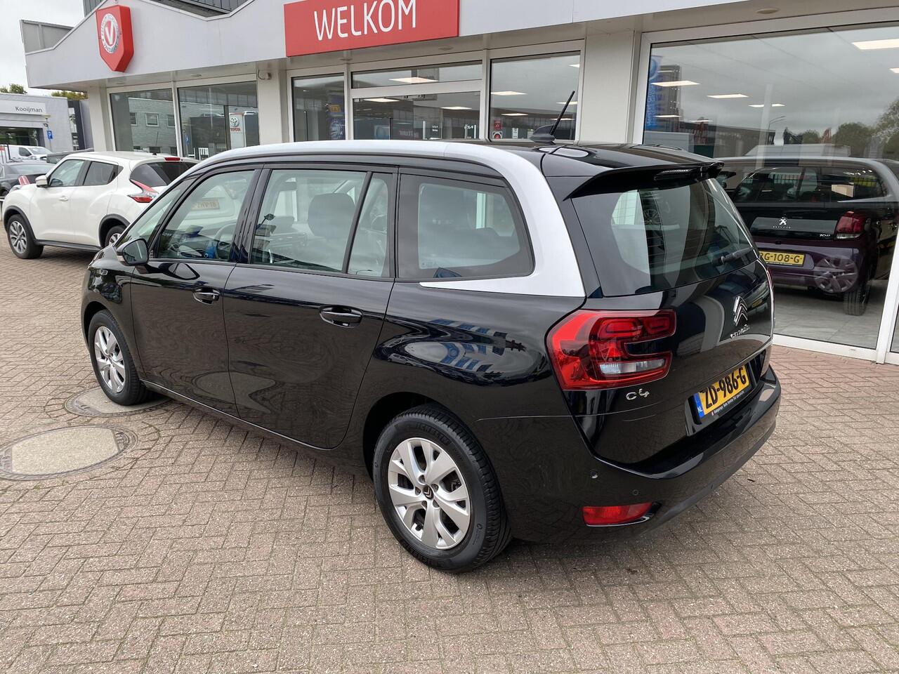 Citroen GRAND C4 PICASSO 1.2 PureTech Feel Automaat, 7 zits, cruise control, achteruitrij camera, dodehoek detectie, zeer ruime auto, panoramische voorruit, keyless,