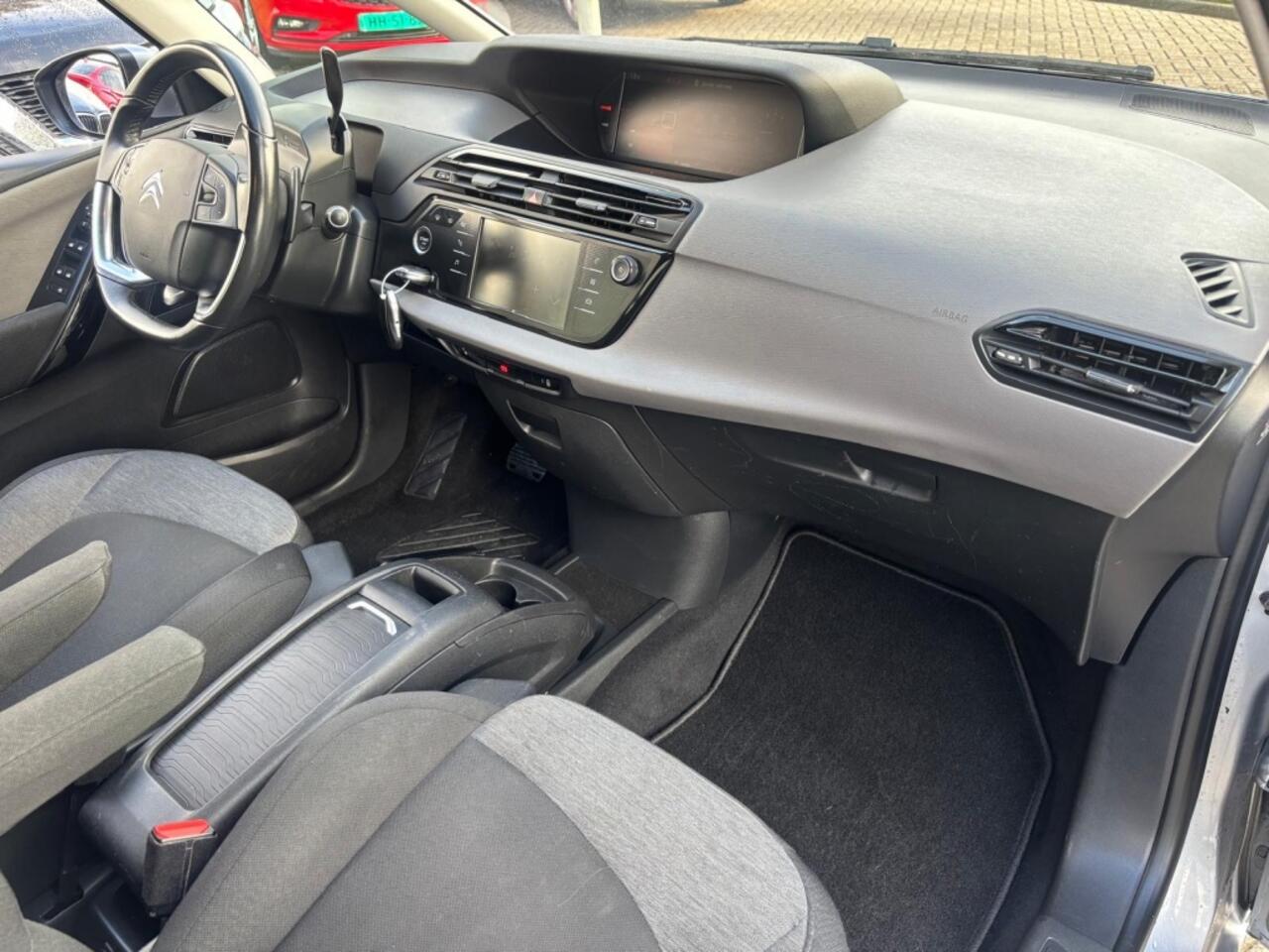 Citroen GRAND C4 PICASSO 1.2 Benzine Automaat 2018 7-Persoons Trekhaak