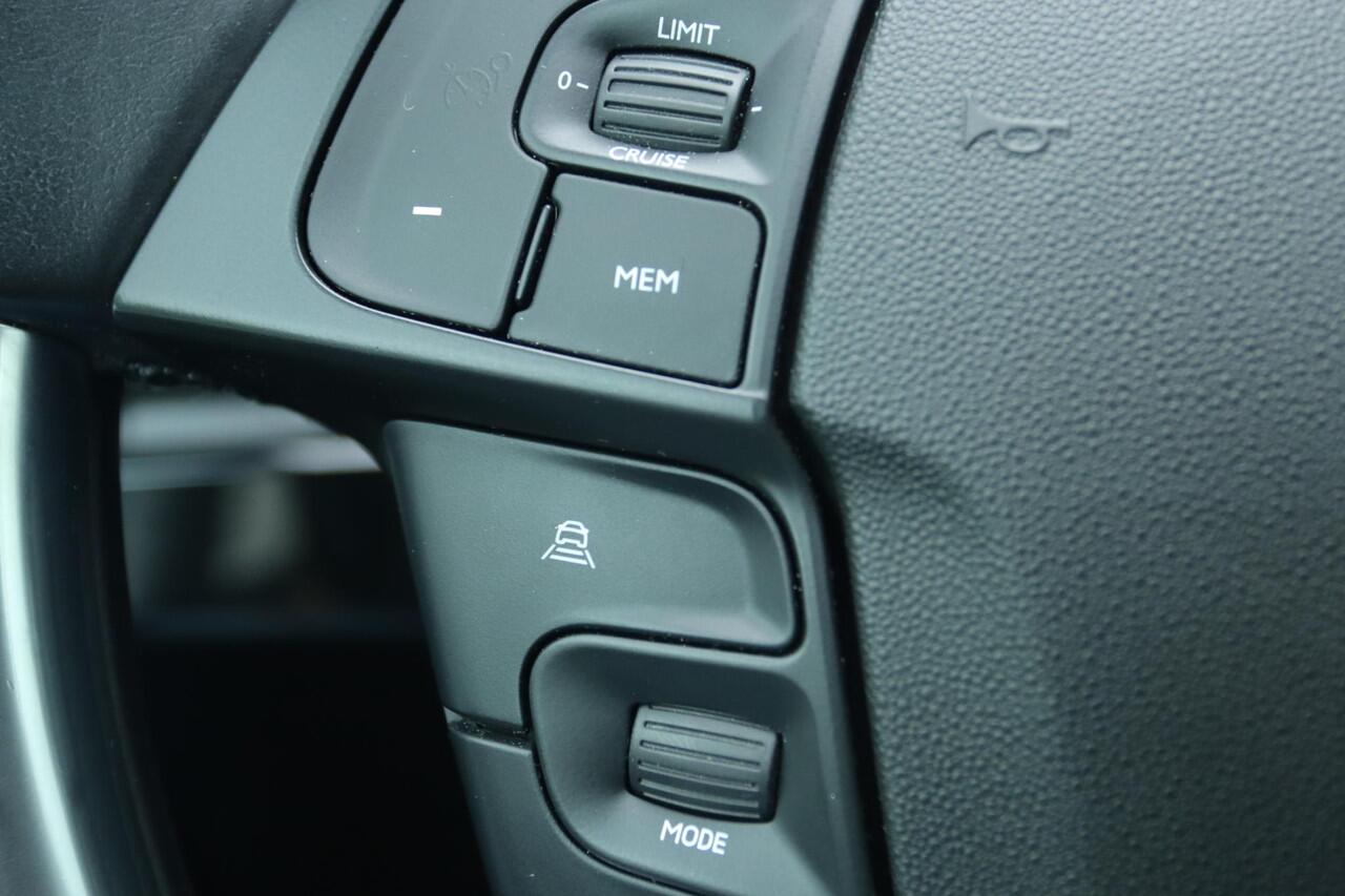 Citroen GRAND C4 PICASSO SPACETOURER 1.2 PT BUSINESS 7-PERSOONS | CAMERA | CARPLAY | TREKHAAK | ADAPTIVE CRUISE | KEY-LESS | SIDE-ASSIST |