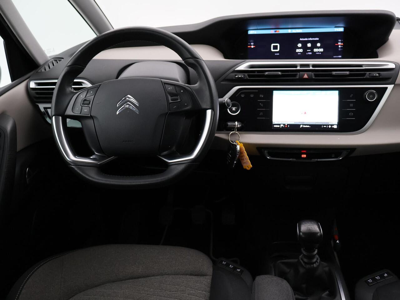 Citroen GRAND C4 PICASSO SpaceTourer 1.2 PT 130 PK 7-PERSOONS + MASSAGE | STOELVERW. | TREKHAAK | APPLE CARPLAY | NAVIGATIE